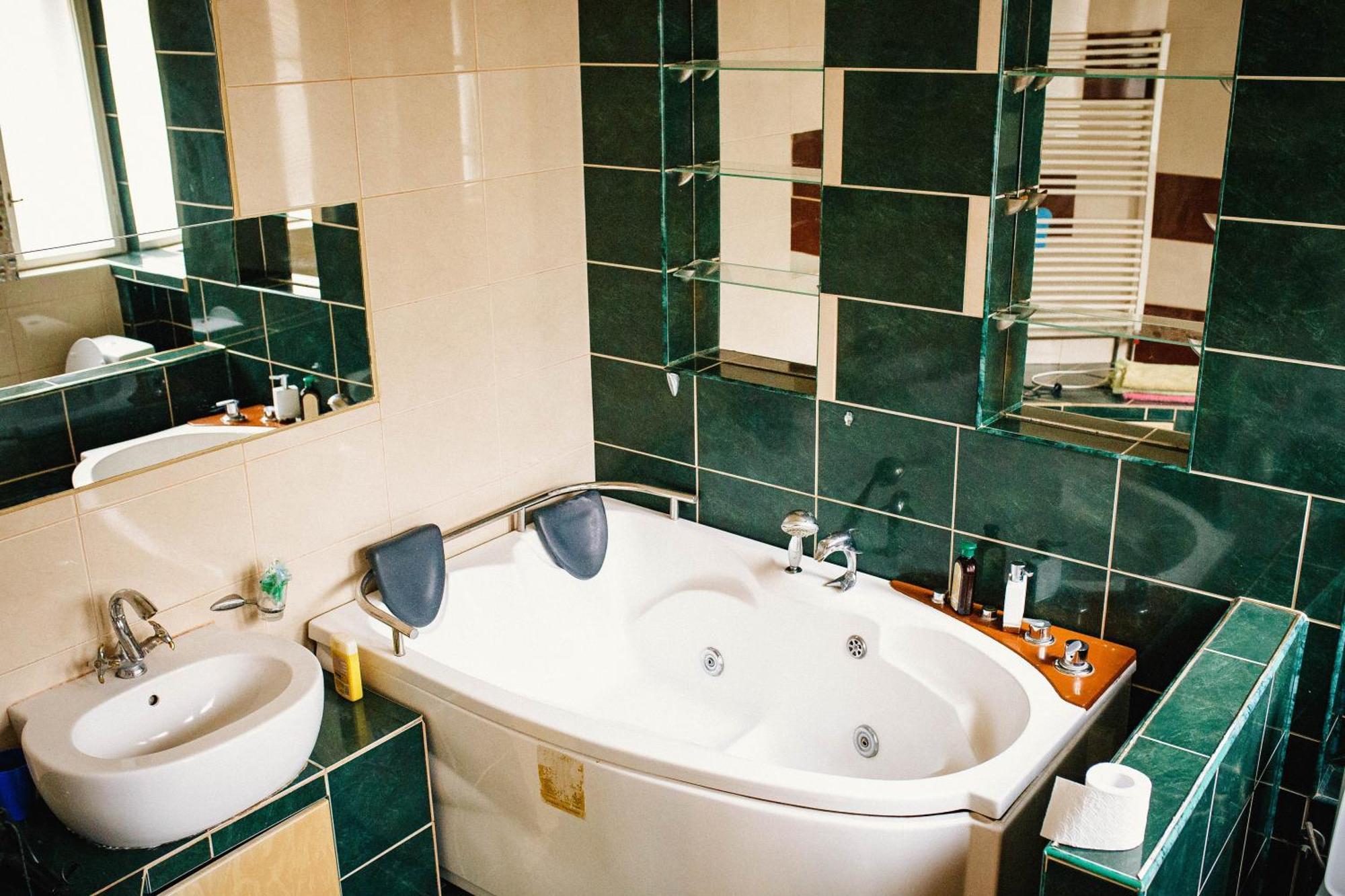 Historical Center Apartment Uzhhorod Ngoại thất bức ảnh