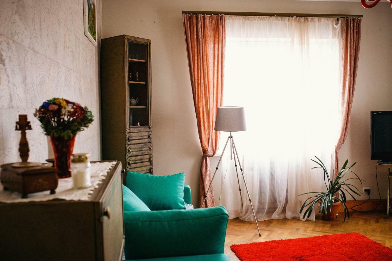 Historical Center Apartment Uzhhorod Ngoại thất bức ảnh