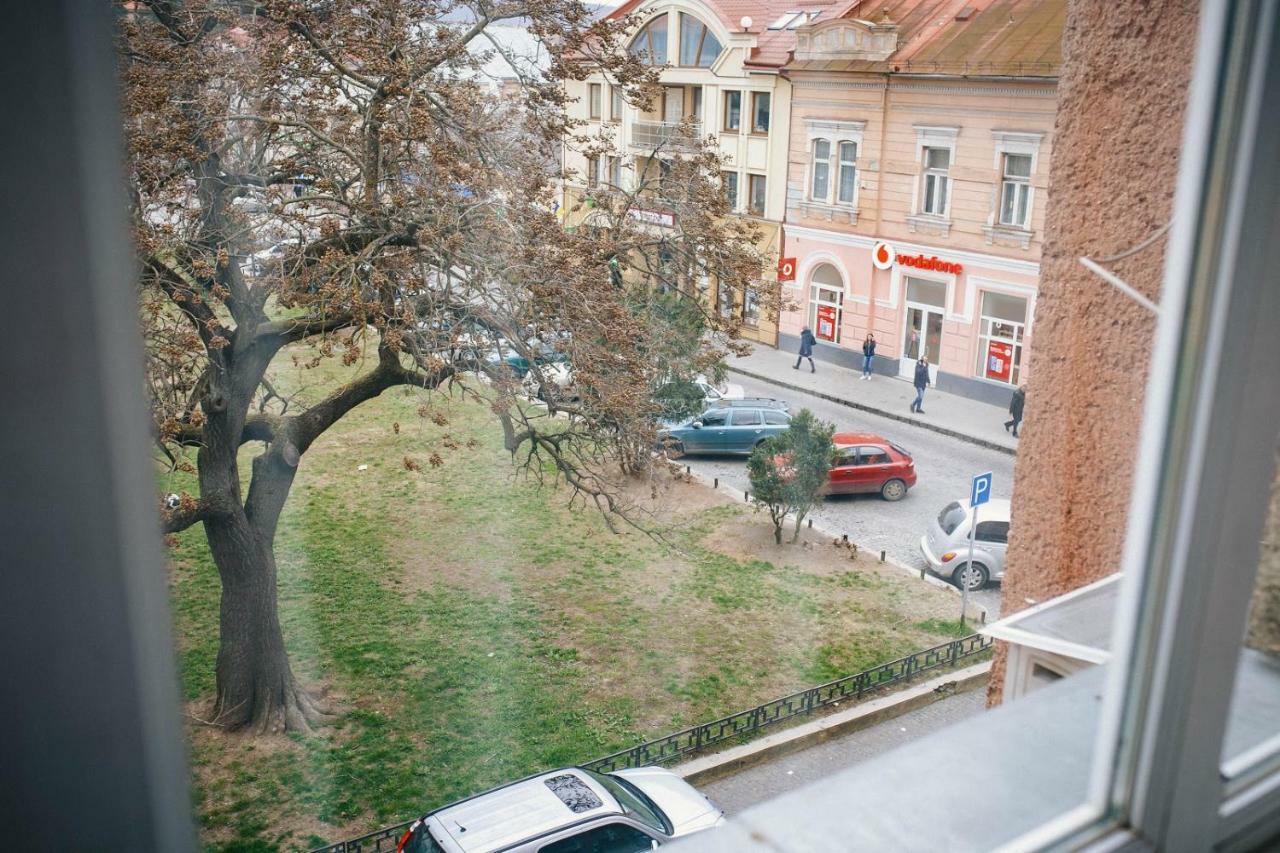 Historical Center Apartment Uzhhorod Ngoại thất bức ảnh